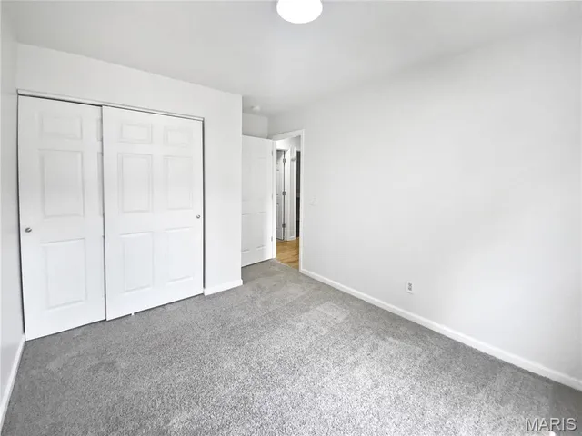 $291,000 | 109 Wynstay Avenue, Valley Park, MO 63088