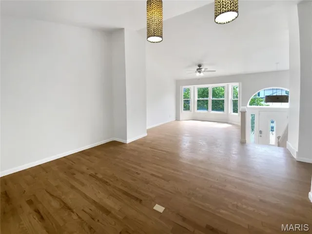 $291,000 | 109 Wynstay Avenue, Valley Park, MO 63088