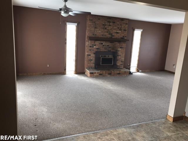 20700 Dunham Road Clinton Township, MI 48038 - Photo 6 of 36 Family Room Fireplace
