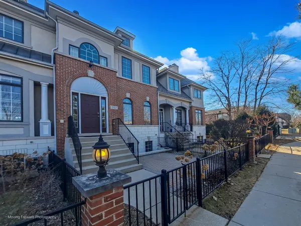 $3,175 | 2023 Alta Vista Court, Naperville, IL 60563