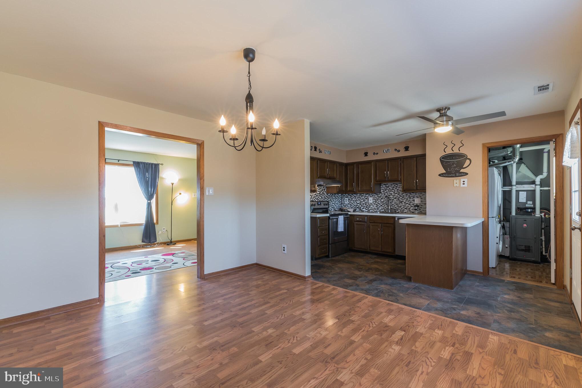 1012 South Beecham Road Williamstown, NJ 08094 - Photo 6 of 26