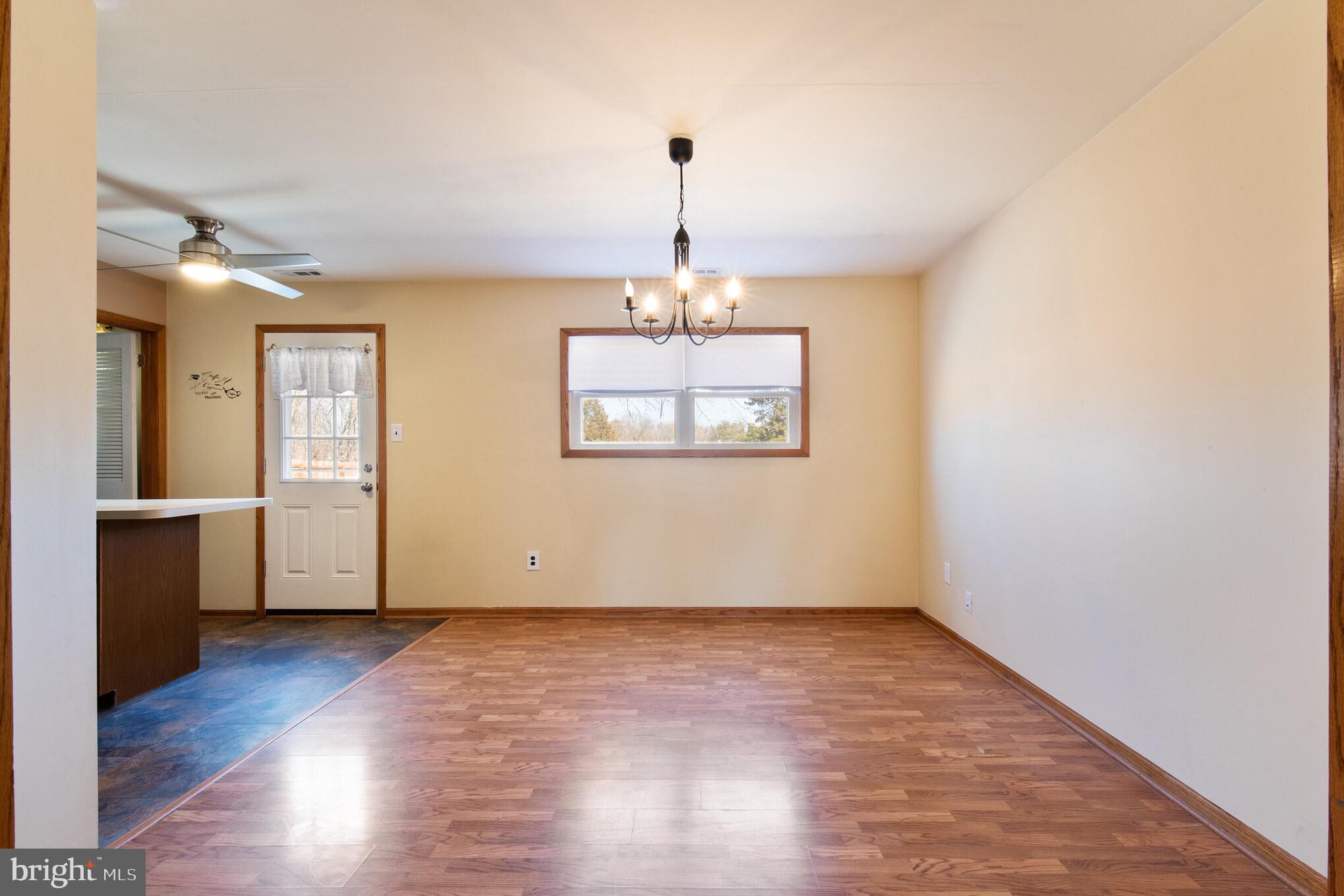 1012 South Beecham Road Williamstown, NJ 08094 - Photo 8 of 26