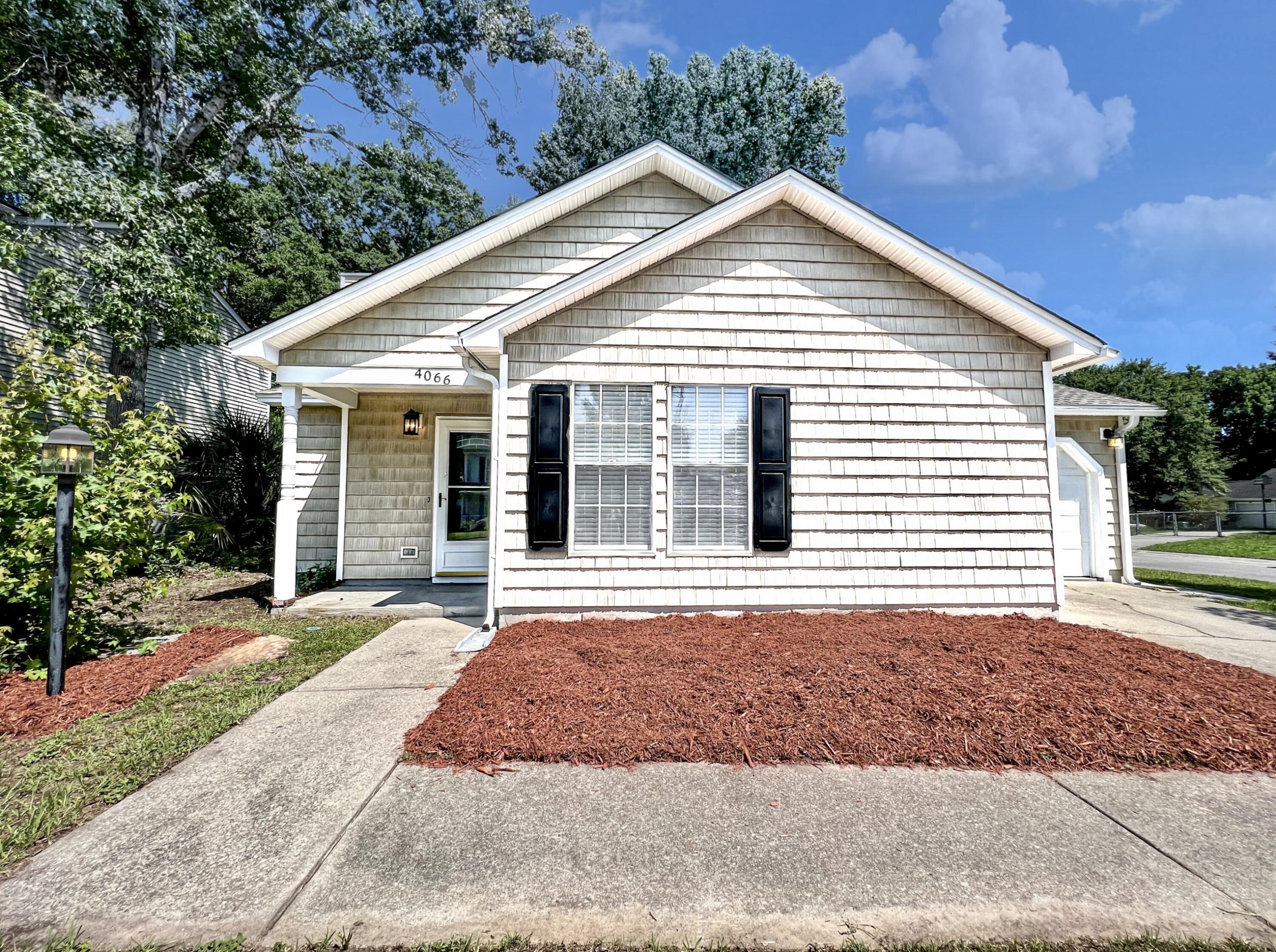 4066 Indigo Ridge Drive North Charleston, SC 29420 - Photo 3 of 20 4066 Indigo Ridge Dr