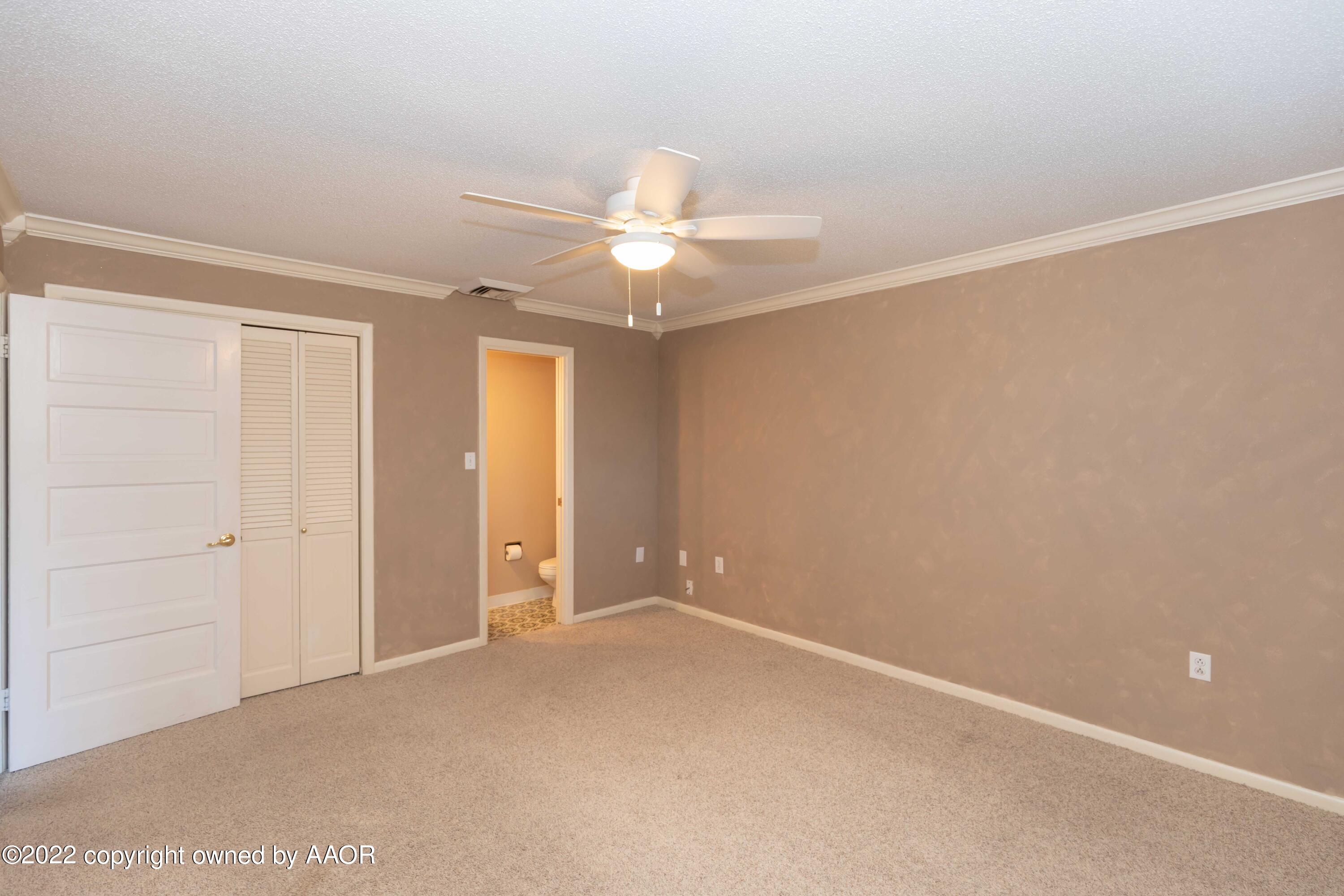1302 Potter Street Borger, TX 79007 - Photo 24 of 53 a view of an empty room