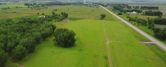 $150,000 | 10486 State Highway South, Barnesville, MN 56514