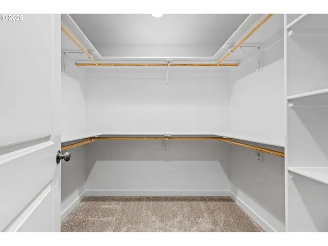 $355,000 | 3619 Green River Road, Sweet Home, OR 97386