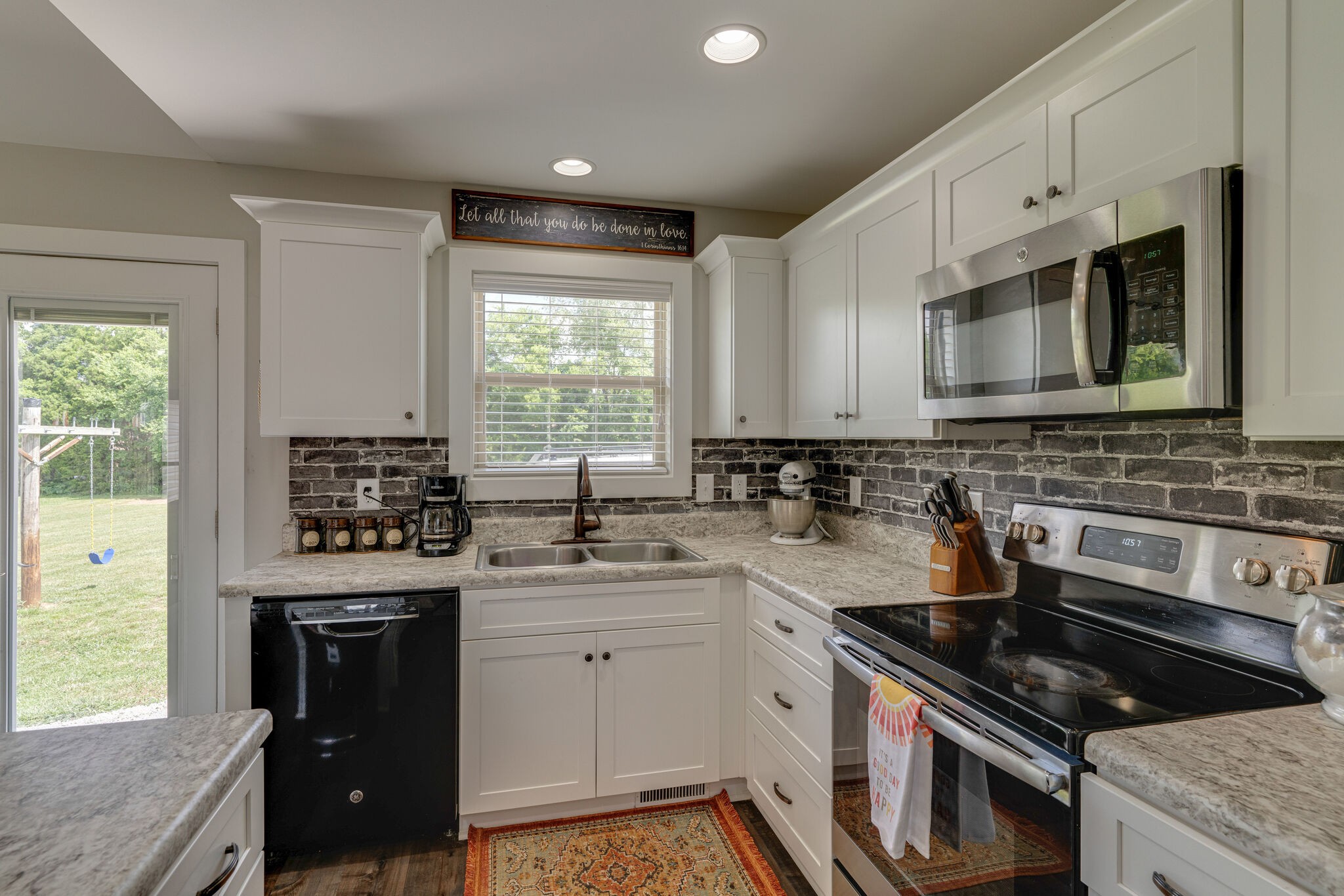 10350 Canoe Branch Road Castalian Springs, TN 37031 - Photo 12 of 30 Gallery Image 12