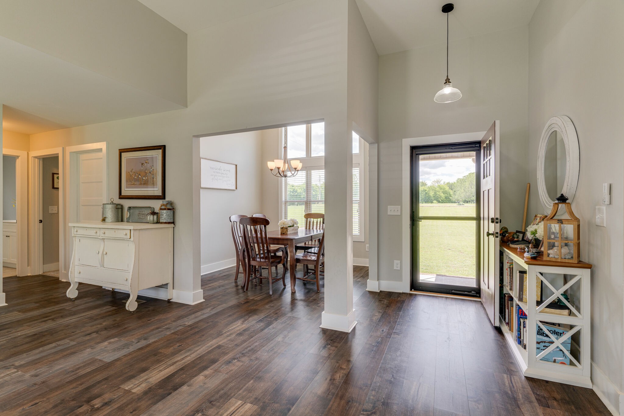 10350 Canoe Branch Road Castalian Springs, TN 37031 - Photo 5 of 30 Gallery Image 5