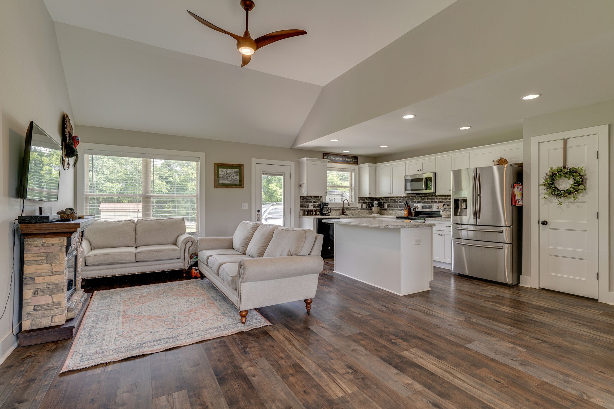 10350 Canoe Branch Road Castalian Springs, TN 37031 - Photo 7 of 30 Gallery Image 7