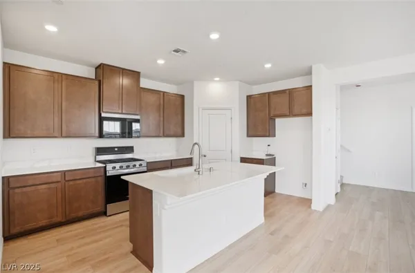 $559,750 | 3592 Mascali Avenue, Henderson, NV 89044