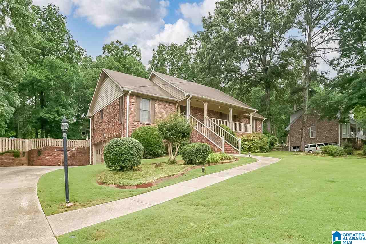 128 Woodward Road Trussville, AL 35173 - Photo 4 of 42