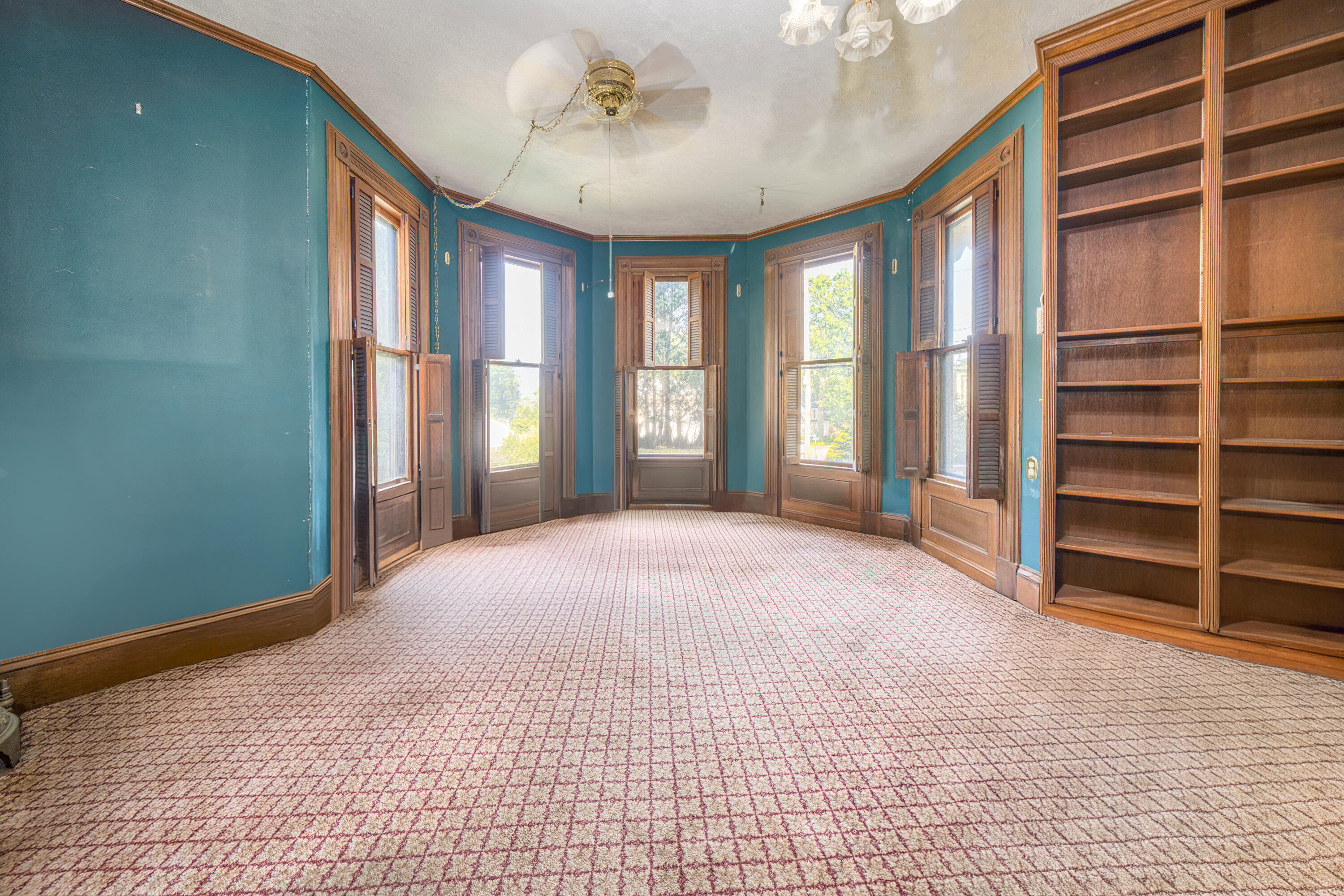 31 Franklin Street Belfast, ME 04915 - Photo 13 of 75 8098