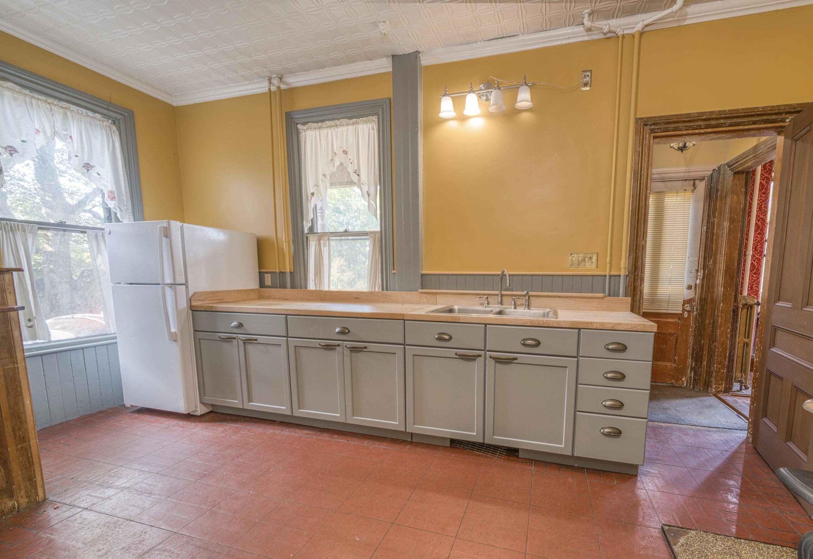 31 Franklin Street Belfast, ME 04915 - Photo 25 of 75 8112