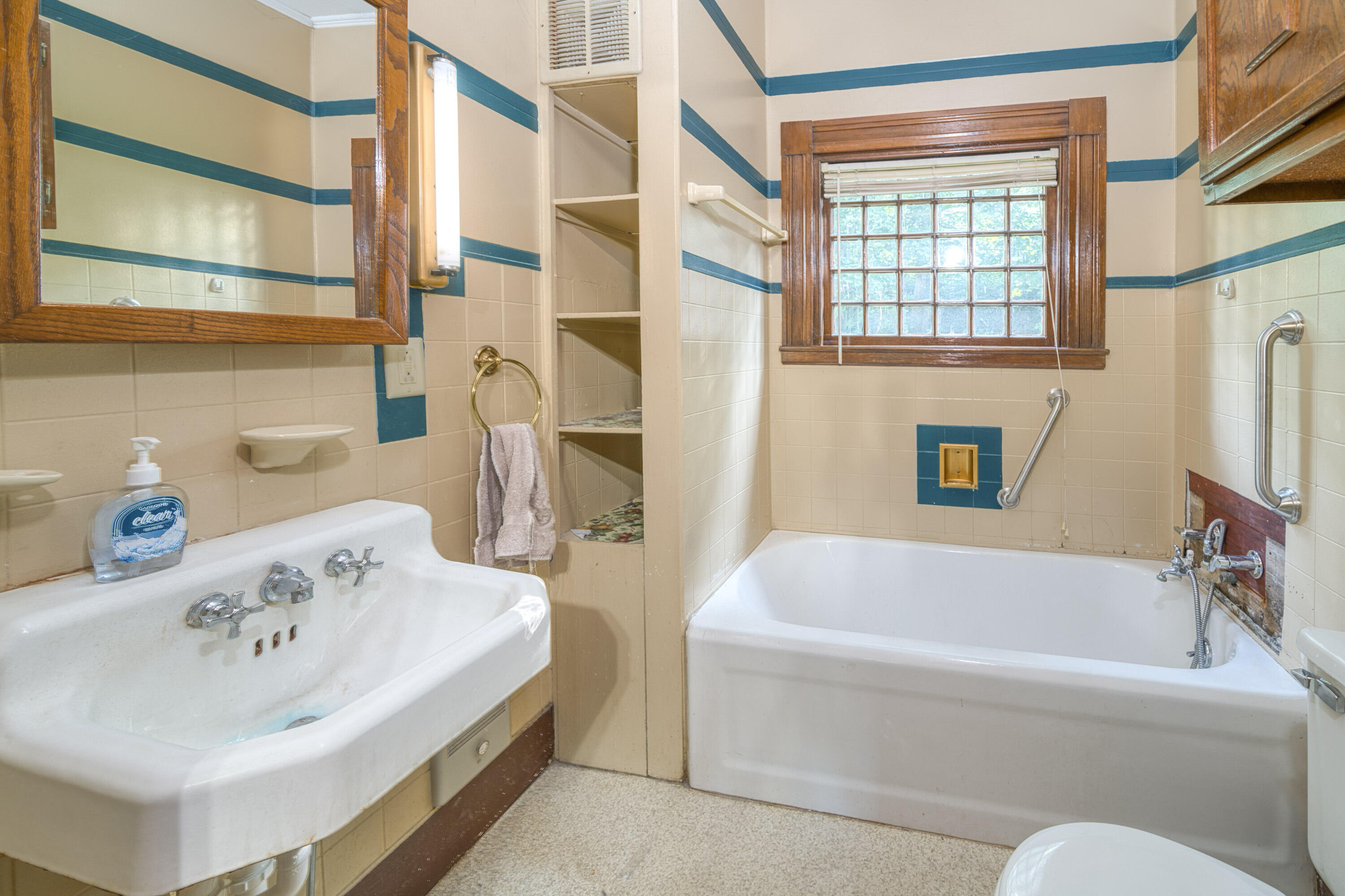 31 Franklin Street Belfast, ME 04915 - Photo 26 of 75 8113