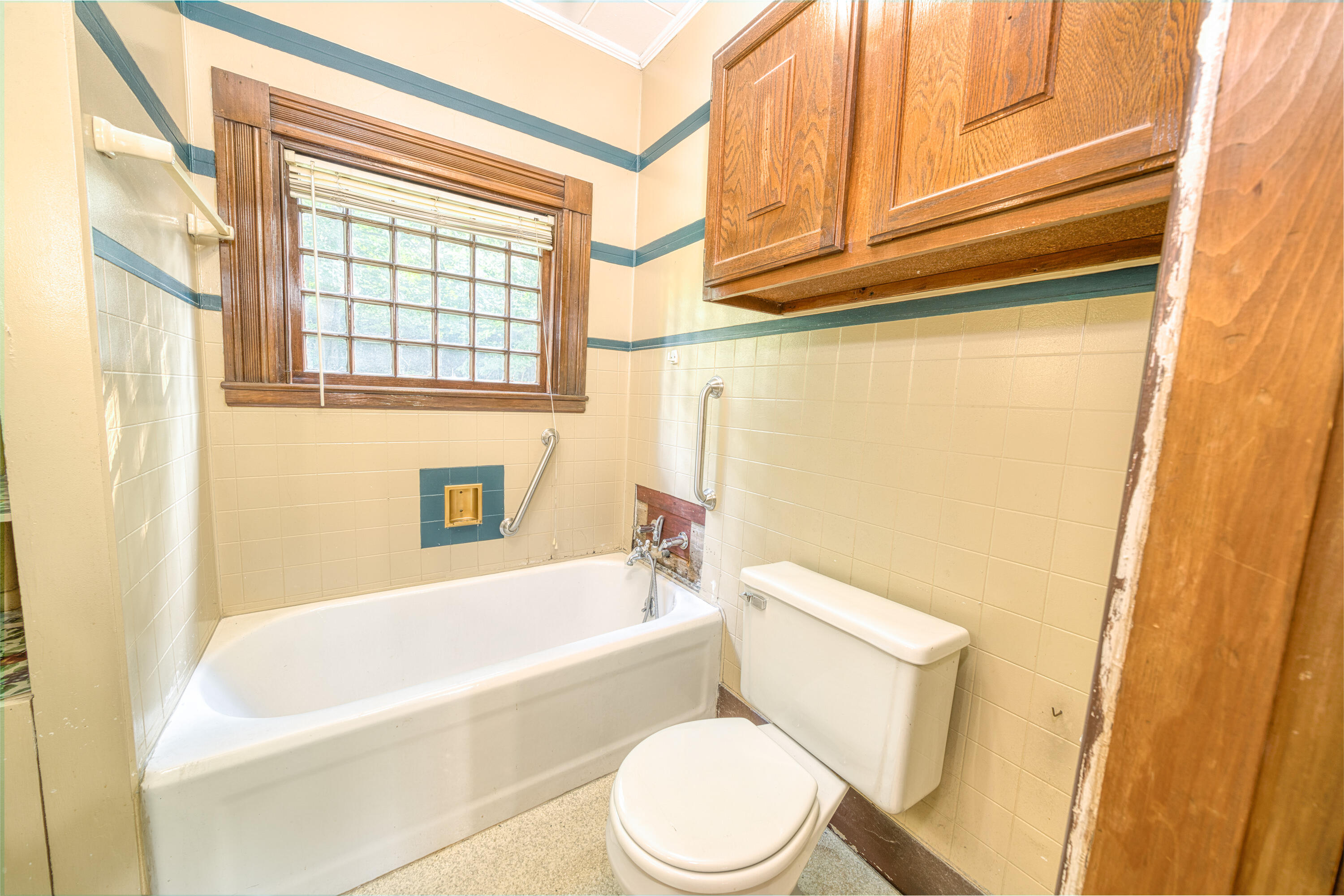 31 Franklin Street Belfast, ME 04915 - Photo 27 of 75 8114