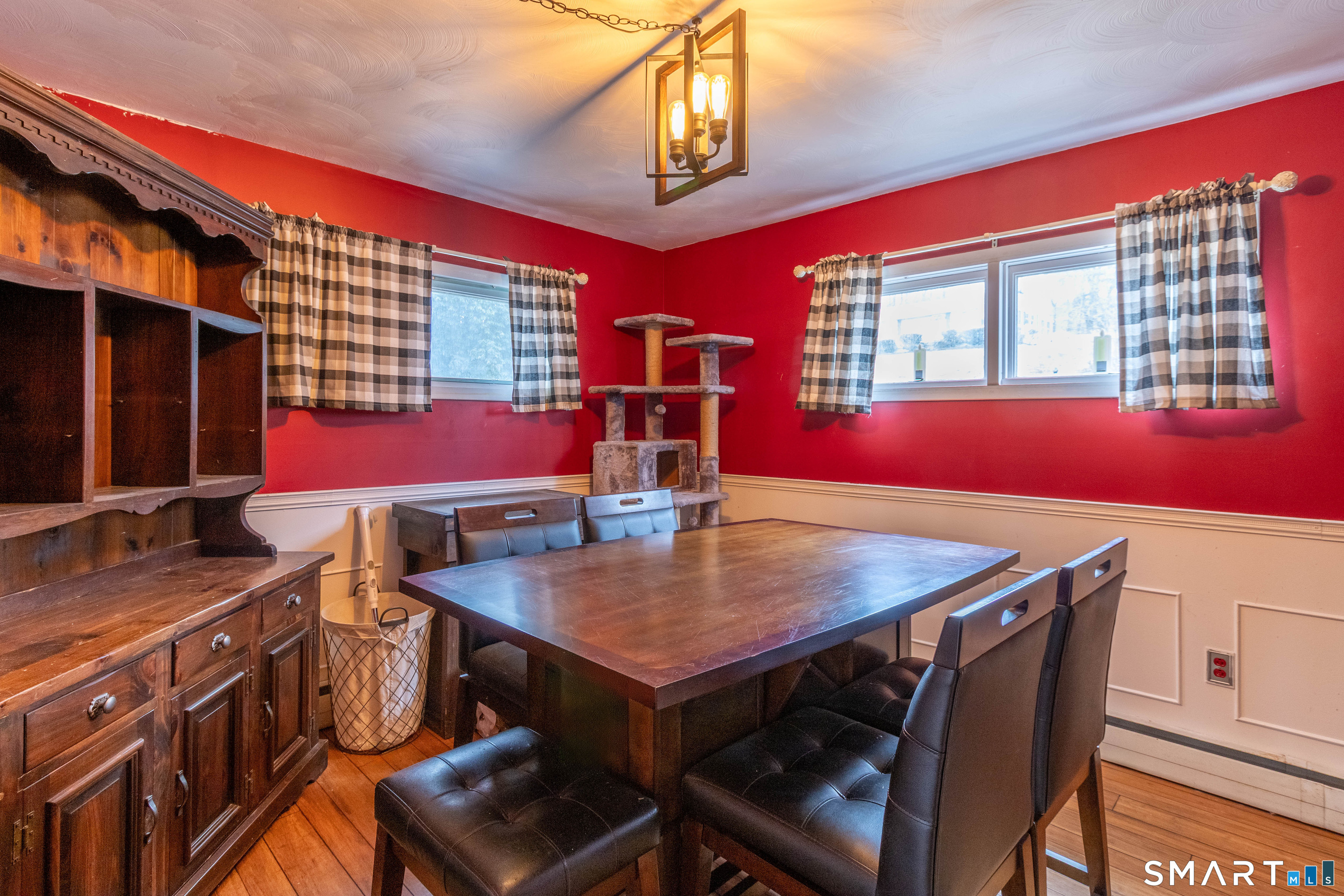40 Sanitarium Road Windham, CT 06226 - Photo 19 of 33 a view of a dining room with furniture and window