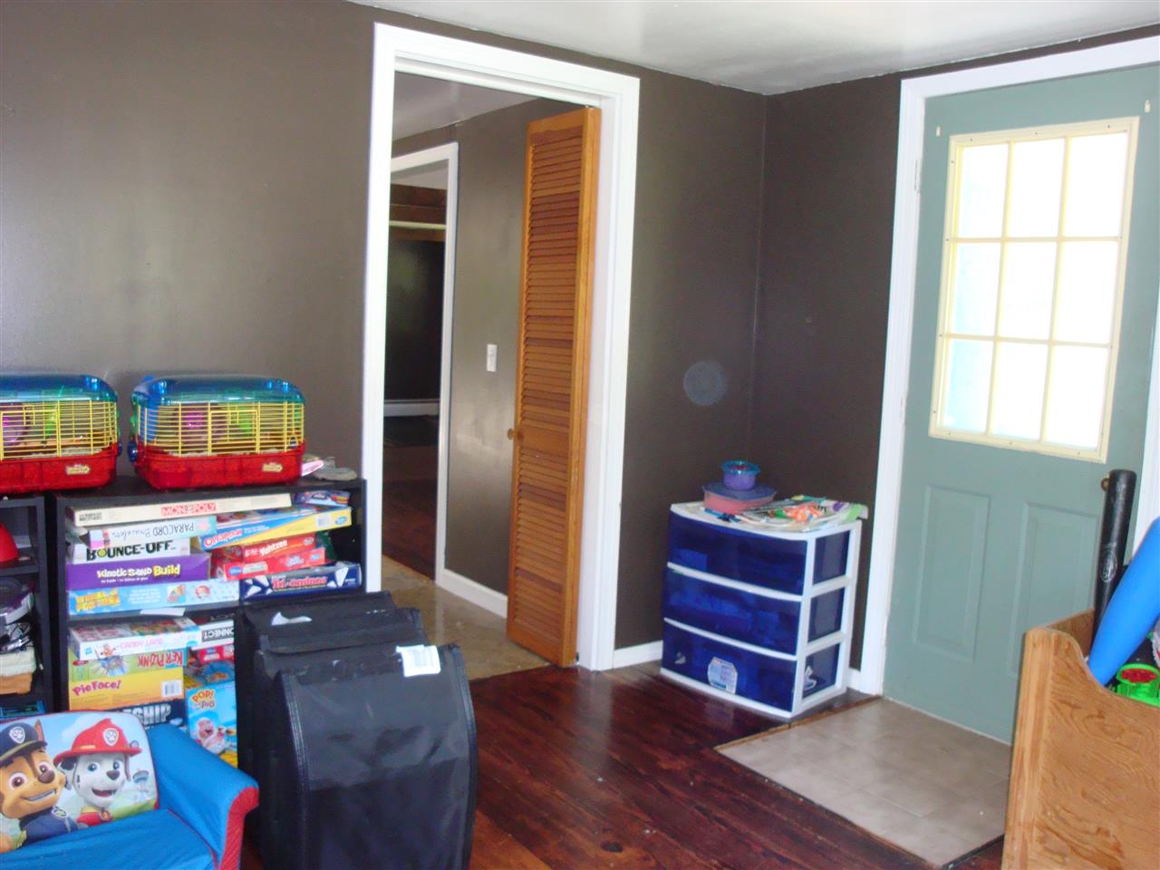 230 Ashuelot Street Winchester, NH 03470 - Photo 12 of 26 Gallery Image 12
