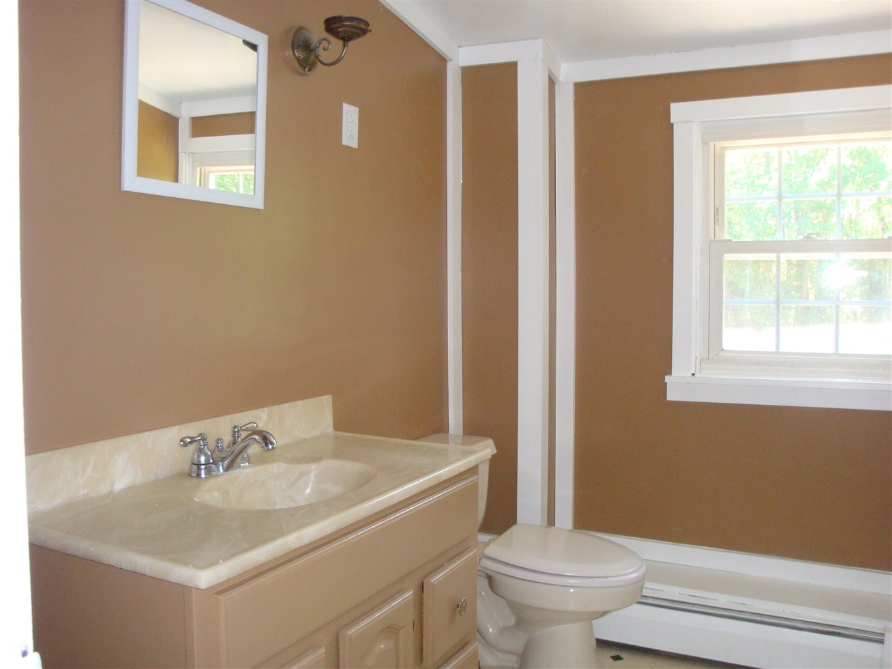 230 Ashuelot Street Winchester, NH 03470 - Photo 20 of 26 Gallery Image 20