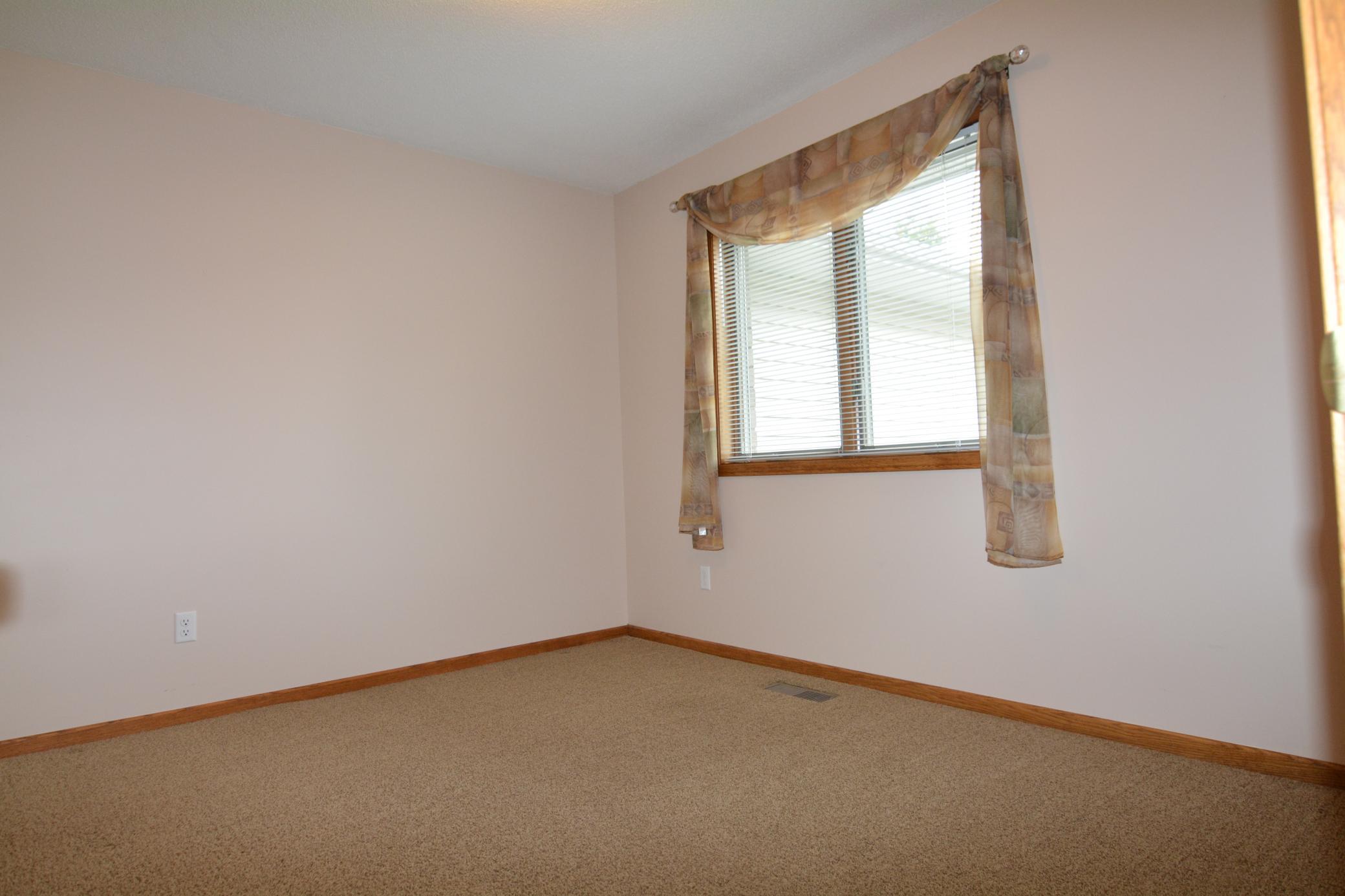 1135 4th Avenue Northwest Milaca, MN 56353 - Photo 23 of 28