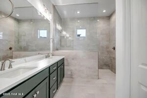 5218 Meandering Trail Prescott, AZ 86301 - Photo 20 of 46 A 20 Primary Bath