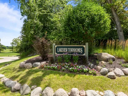 $485,000 | 1018 Terrace Court, Unit 435M, Geneva, WI 53147