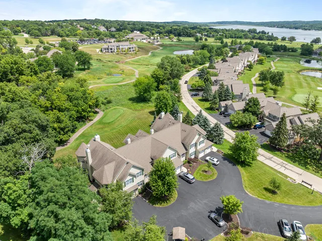 $485,000 | 1018 Terrace Court, Unit 435M, Geneva, WI 53147