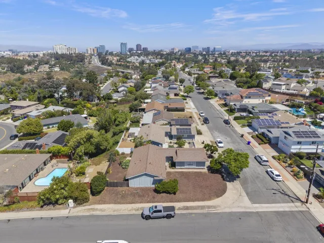 $1,300,000 | 6614 Dennison Street, San Diego, CA 92122