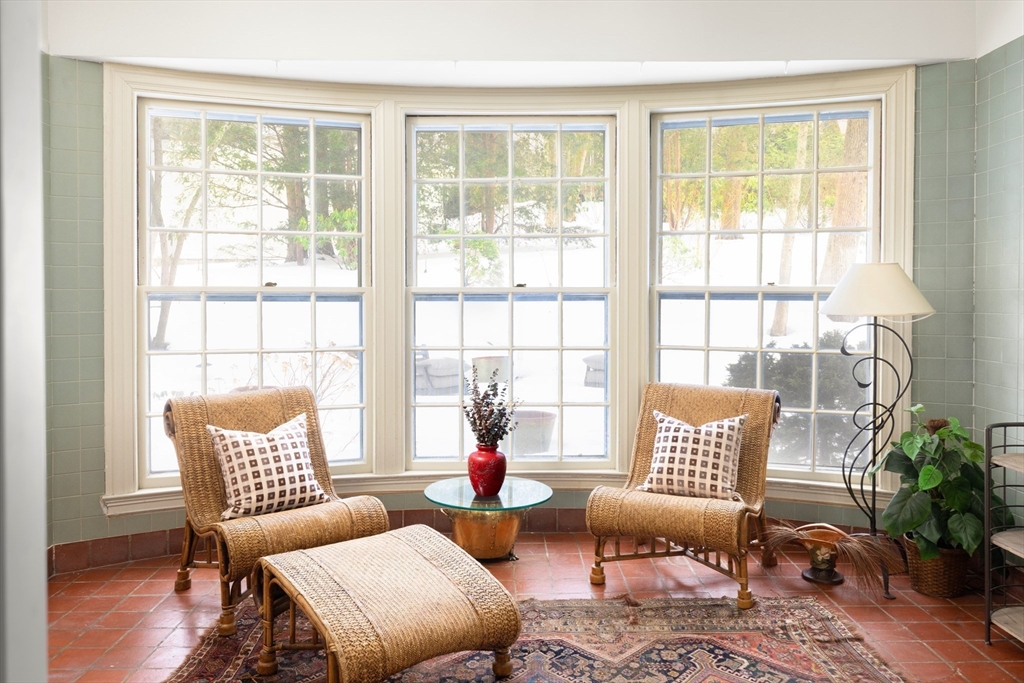 282 Buckminster Road Brookline, MA 02445 - Photo 12 of 26