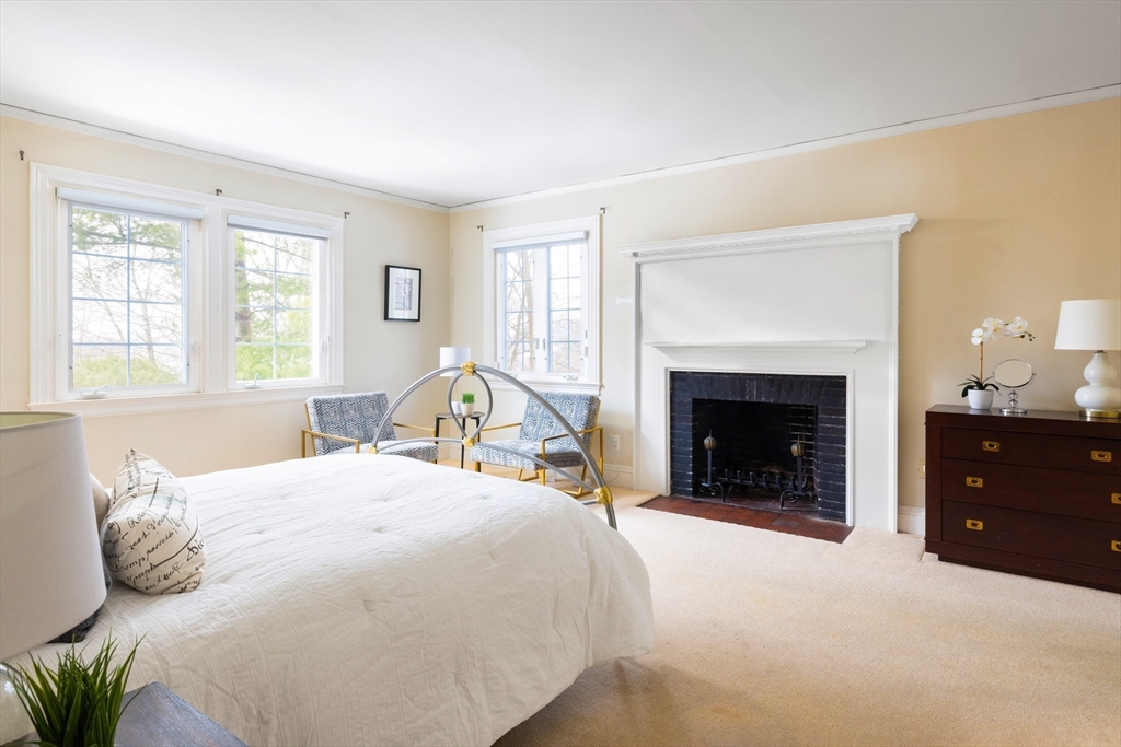 282 Buckminster Road Brookline, MA 02445 - Photo 14 of 26