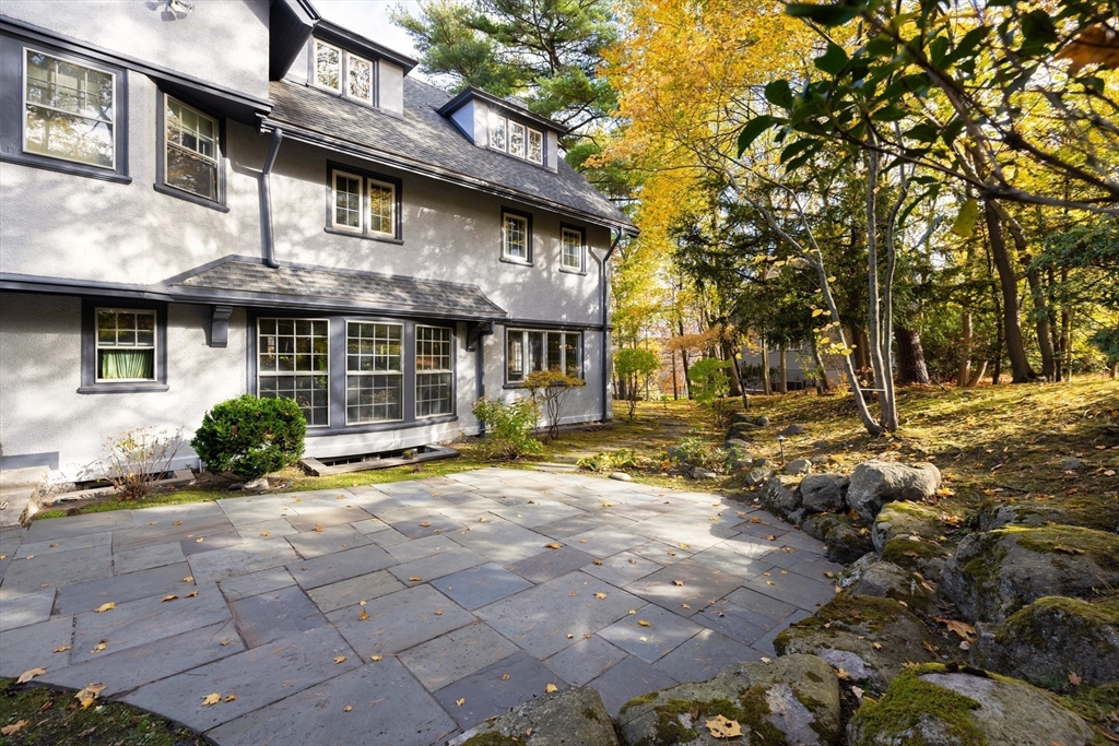 282 Buckminster Road Brookline, MA 02445 - Photo 20 of 26