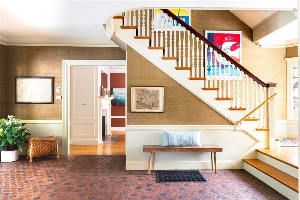 282 Buckminster Road Brookline, MA 02445 - Photo 5 of 26