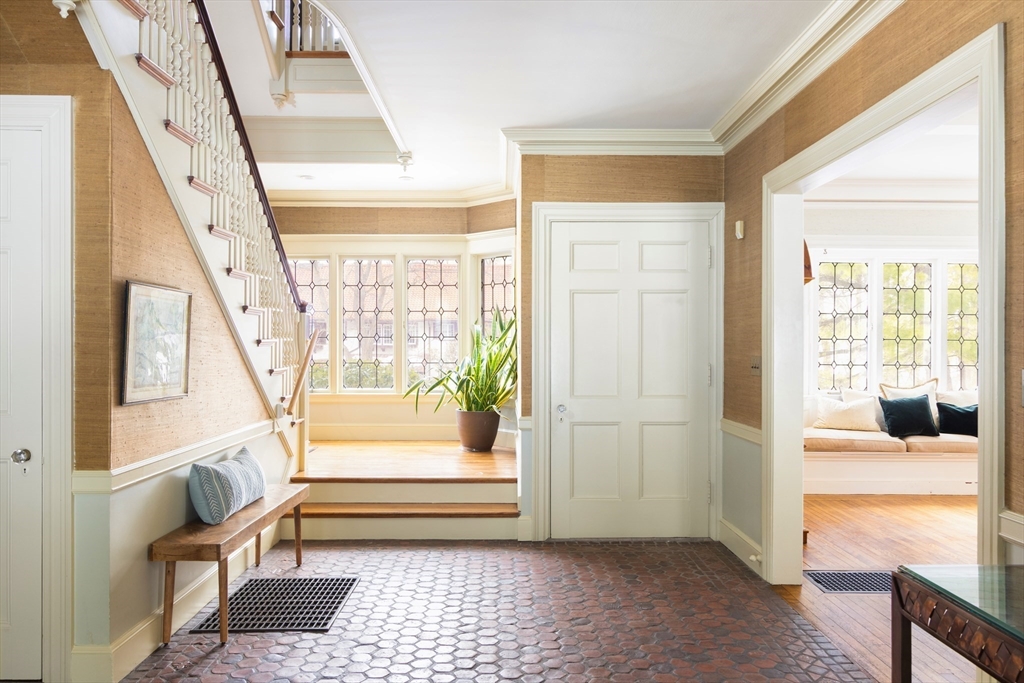 282 Buckminster Road Brookline, MA 02445 - Photo 7 of 26