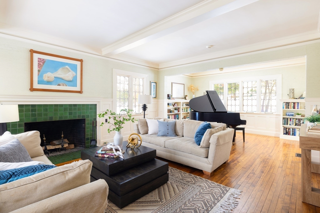 282 Buckminster Road Brookline, MA 02445 - Photo 8 of 26