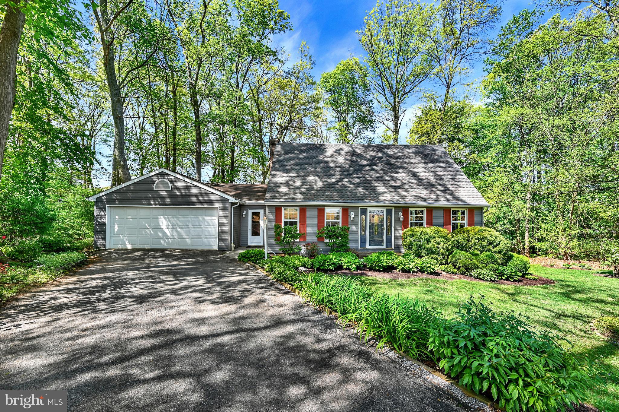 9893 Manifold Road New Park, PA 17352 - Photo 3 of 58 Gallery Image 3
