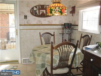 2102 Vista Street Philadelphia, PA 19152 - Photo 6 of 12 Kitchen