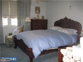 2102 Vista Street Philadelphia, PA 19152 - Photo 7 of 12 Bedroom - Main