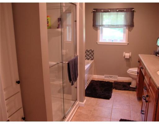 155 Mellingertown Road Mount Pleasant, PA 15666 - Photo 7 of 14 Master Bath/Spa.