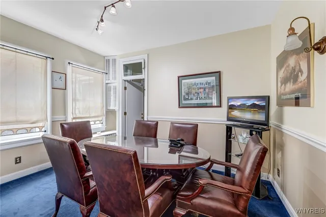 $899,777 | 461 Linwood Avenue, Buffalo, NY 14209