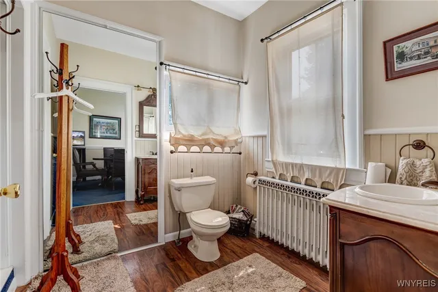 $899,777 | 461 Linwood Avenue, Buffalo, NY 14209