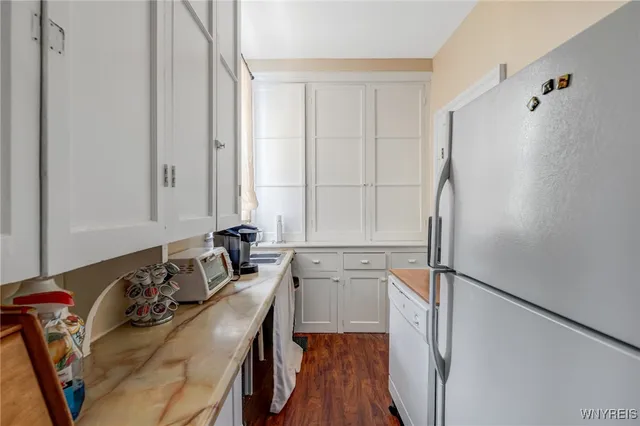 $899,777 | 461 Linwood Avenue, Buffalo, NY 14209