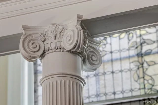 $899,777 | 461 Linwood Avenue, Buffalo, NY 14209