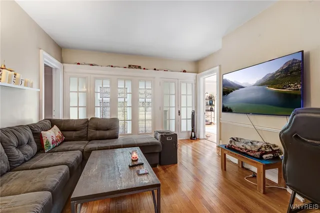 $899,777 | 461 Linwood Avenue, Buffalo, NY 14209