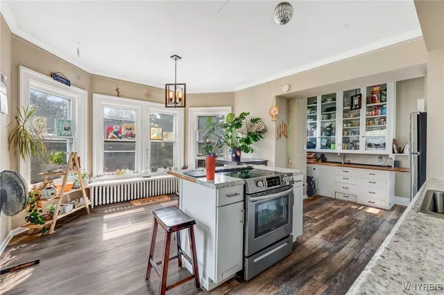 $899,777 | 461 Linwood Avenue, Buffalo, NY 14209