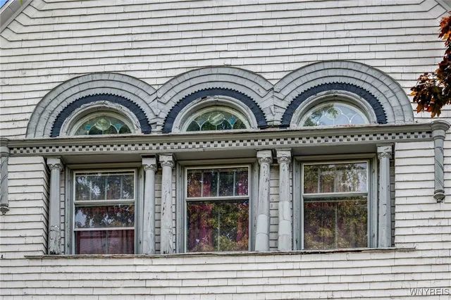 $899,777 | 461 Linwood Avenue, Buffalo, NY 14209