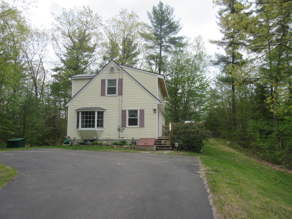 233 Clough Pond Road Loudon, NH 03307 - Photo 4 of 26
