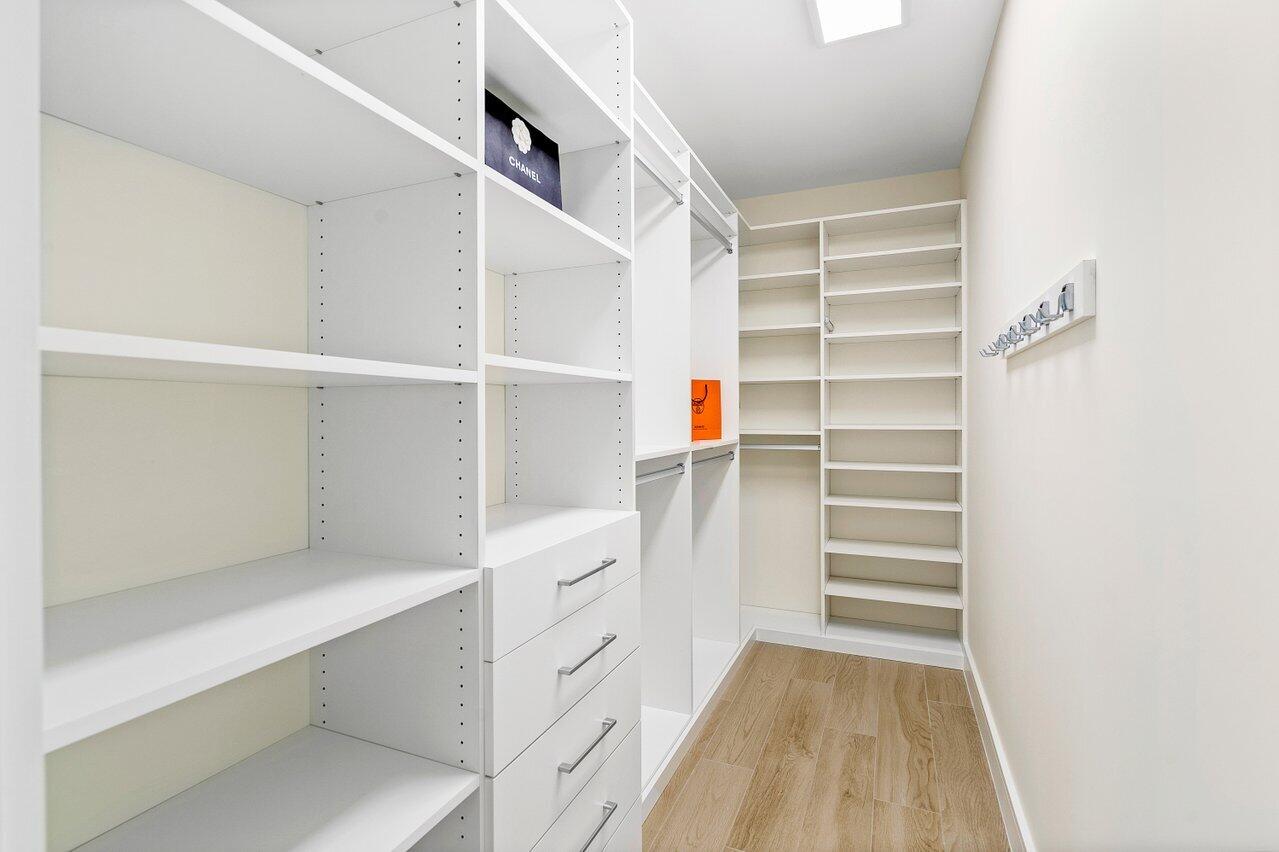 2150 Ibis Isle Road, Unit 17 Palm Beach, FL 33480 - Photo 20 of 43 021