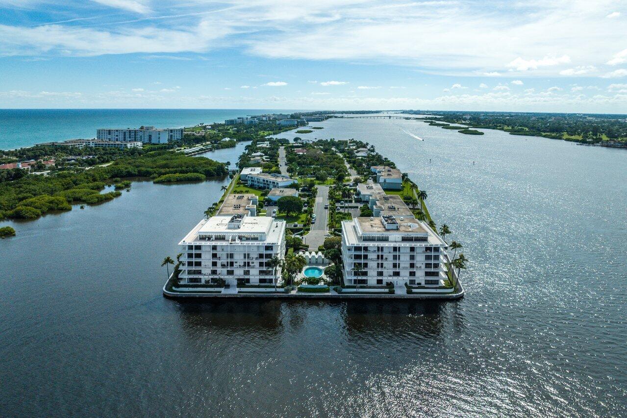 2150 Ibis Isle Road, Unit 17 Palm Beach, FL 33480 - Photo 36 of 43 044-2150IbisIsleRoad-PalmBeach-FL-33480-