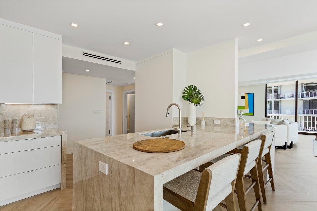 2150 Ibis Isle Road, Unit 17 Palm Beach, FL 33480 - Photo 8 of 43 012-2150IbisIsleRoad-PalmBeach-FL-33480-