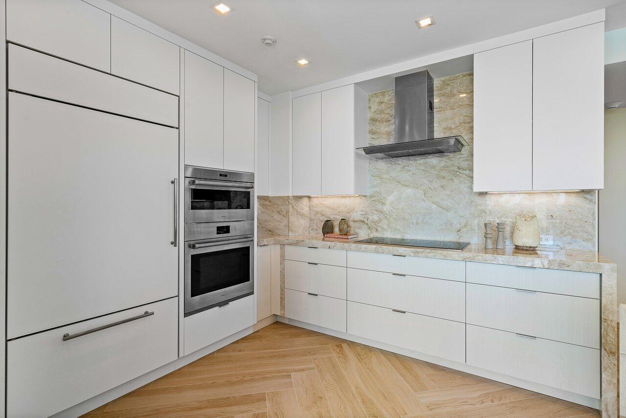 2150 Ibis Isle Road, Unit 17 Palm Beach, FL 33480 - Photo 10 of 43 014-2150IbisIsleRoad-PalmBeach-FL-33480-