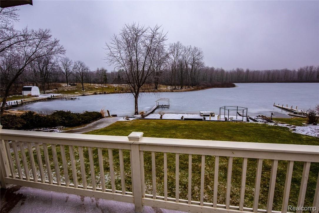 11023 Fenton Road Fenton, MI 48430 - Photo 12 of 36 _8107677.jpg